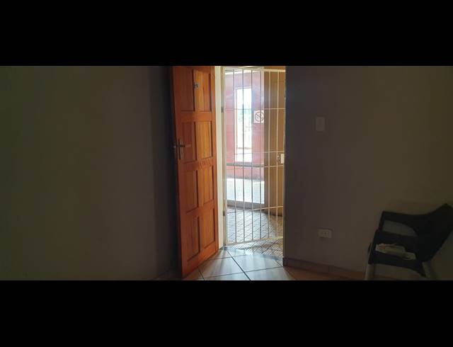 123M² OFFICE FOR SALE IN SONHEUWEL